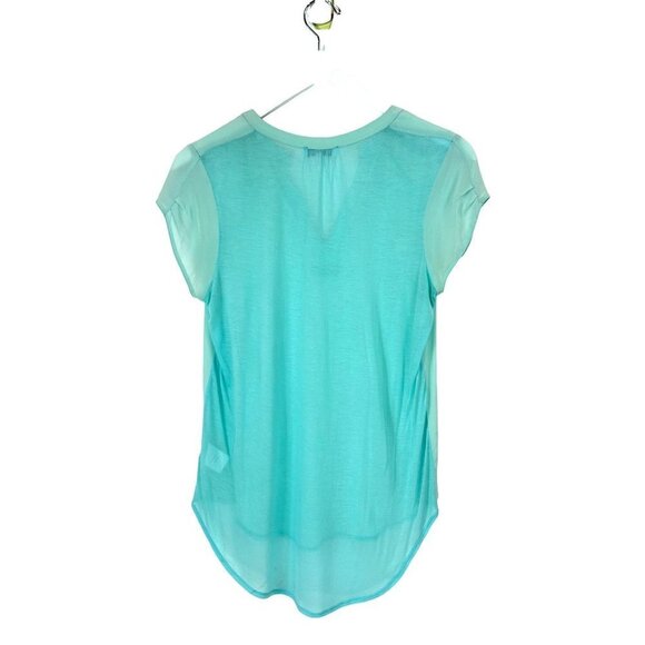 Babaton Blouse Womens XS Aqua Silk Chiffon Short Sleeve Combo High Low Soft - Picture 2 of 6